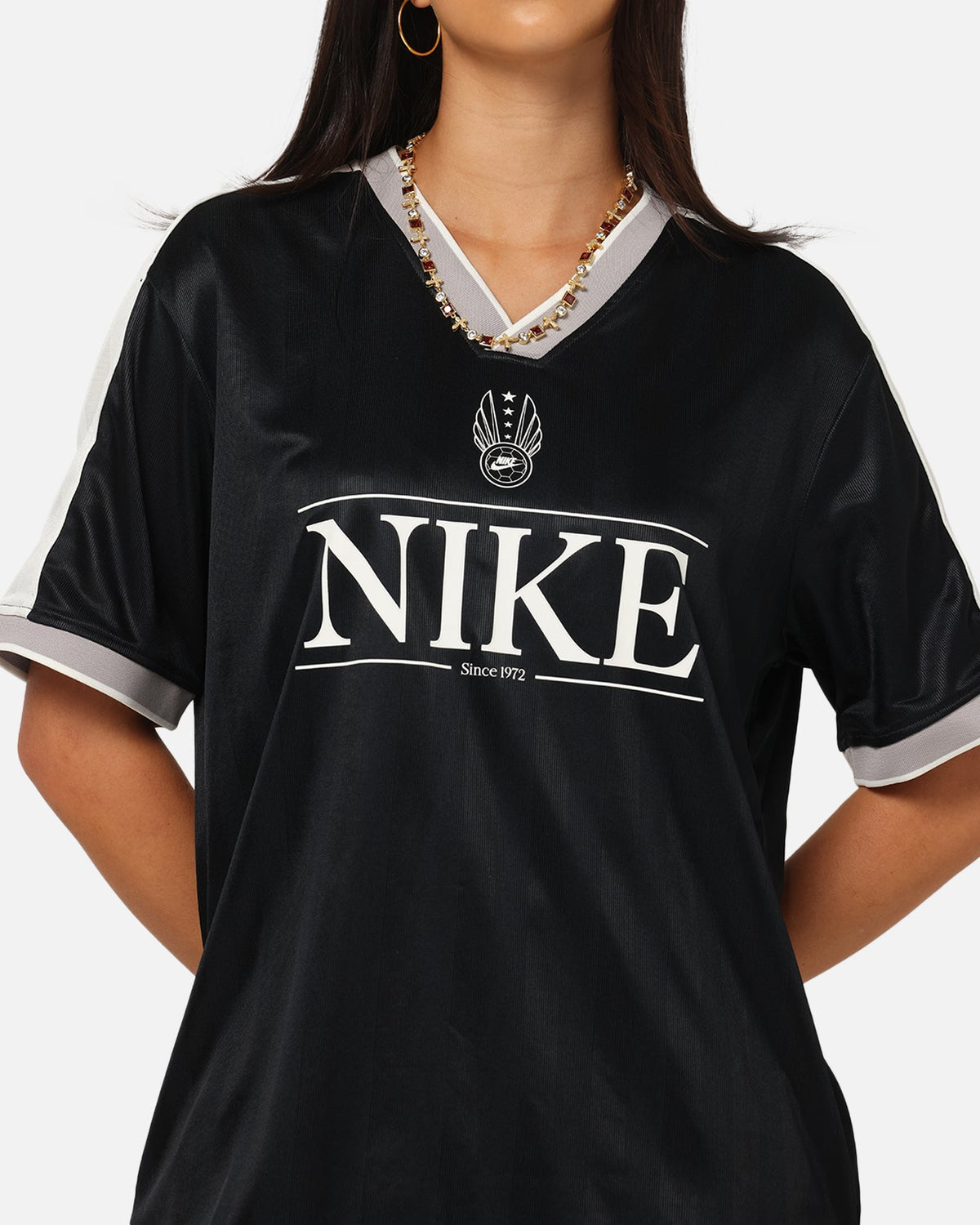 Nike Women's Sportswear V-Neck Jersey Black/White/Grey