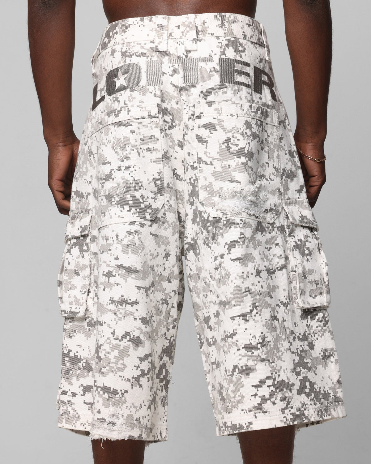 Loiter Collateral Cargo Shorts Digi Snow Camo