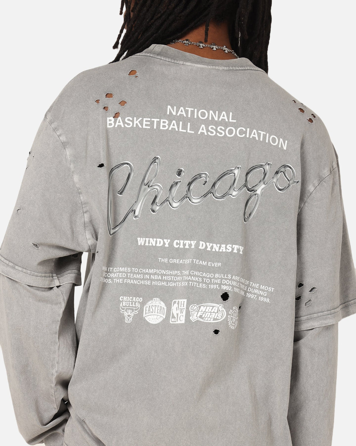 Mitchell & Ness Chicago Bulls Chromed Mock Long Sleeve T-Shirt Gunmental Grey