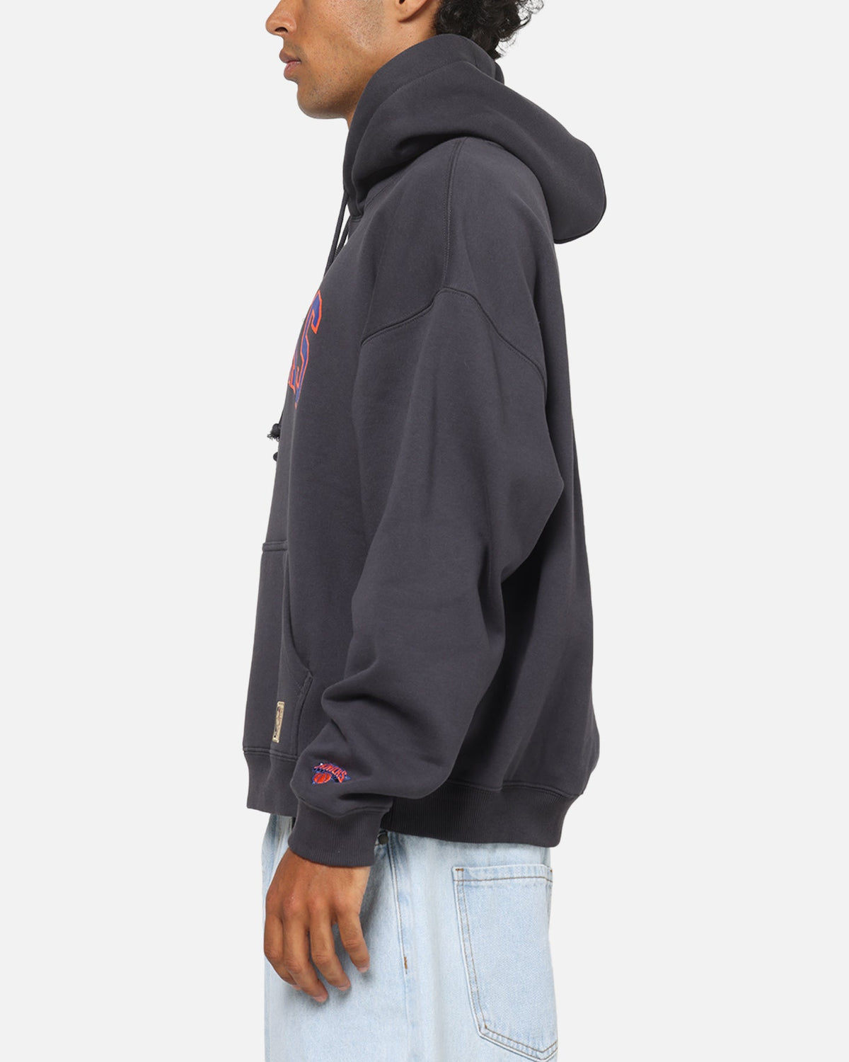 Mitchell & Ness New York Knicks Arch Hoodie Washed Black