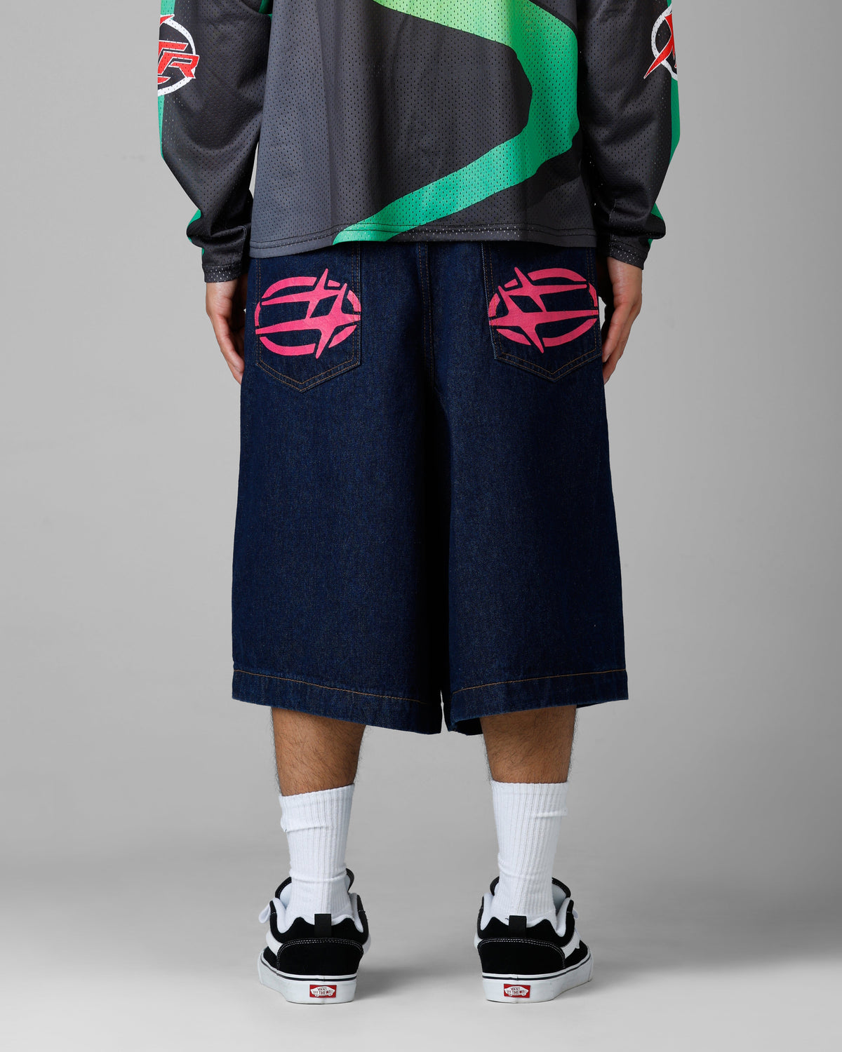 Loiter 3 Quarter Shorts Dark Indigo