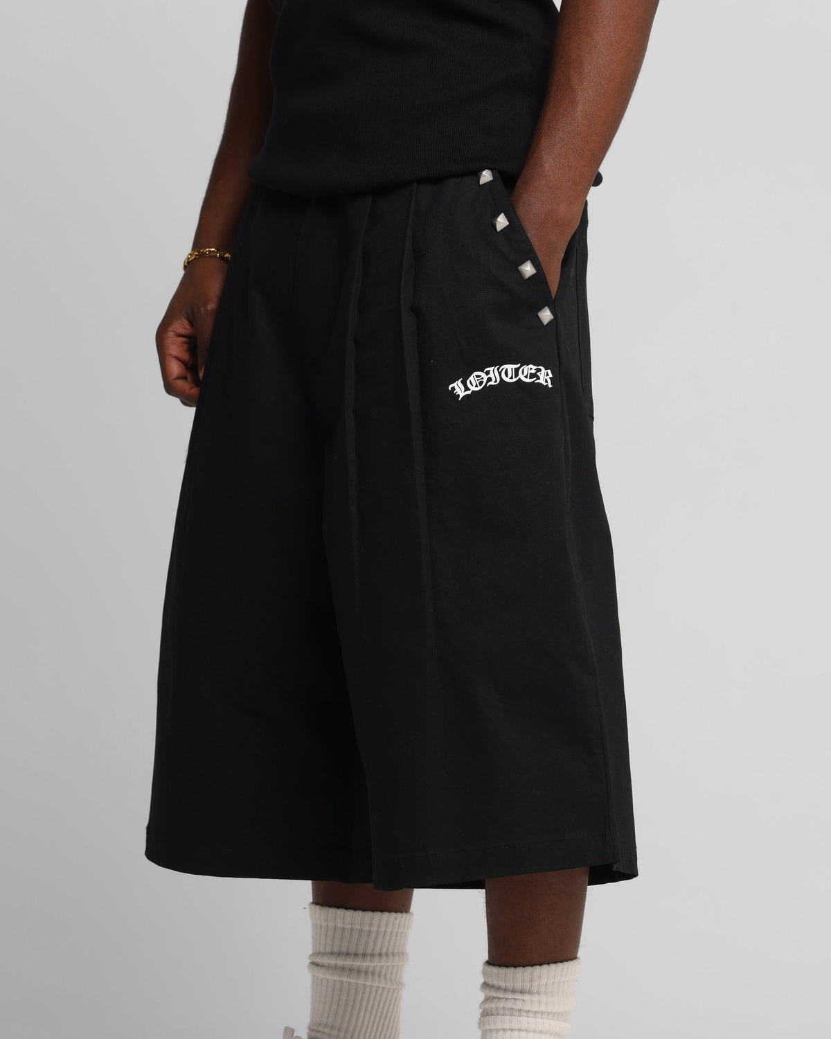 Loiter Chopper Baggy Shorts Black