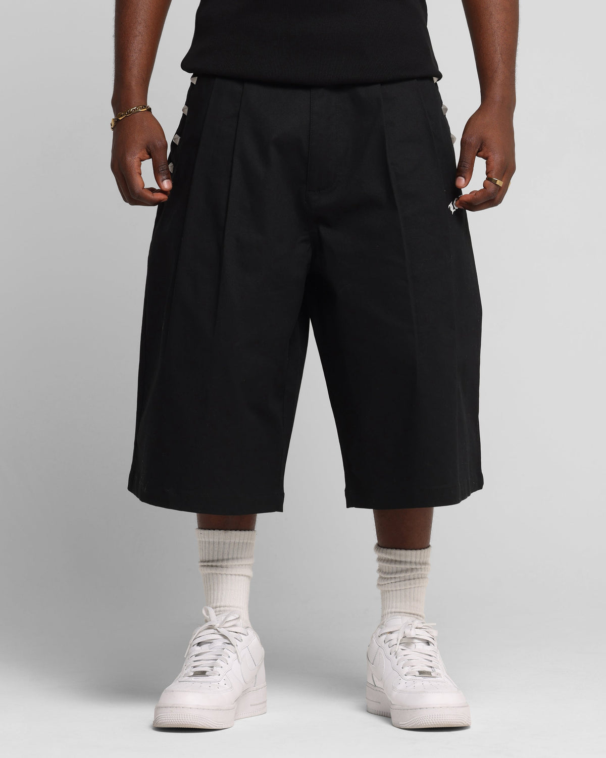 Loiter Chopper Baggy Shorts Black