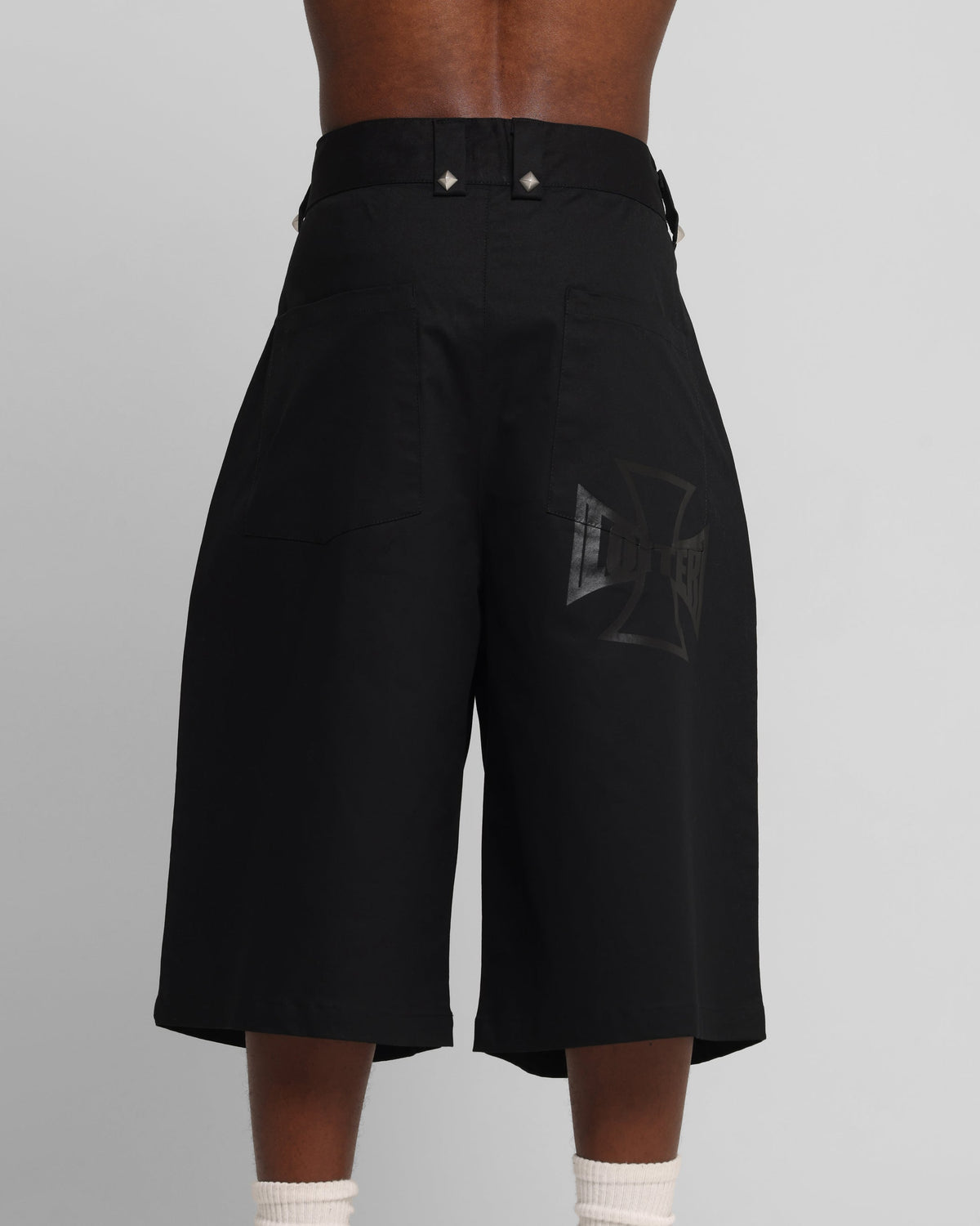 Loiter Chopper Baggy Shorts Black