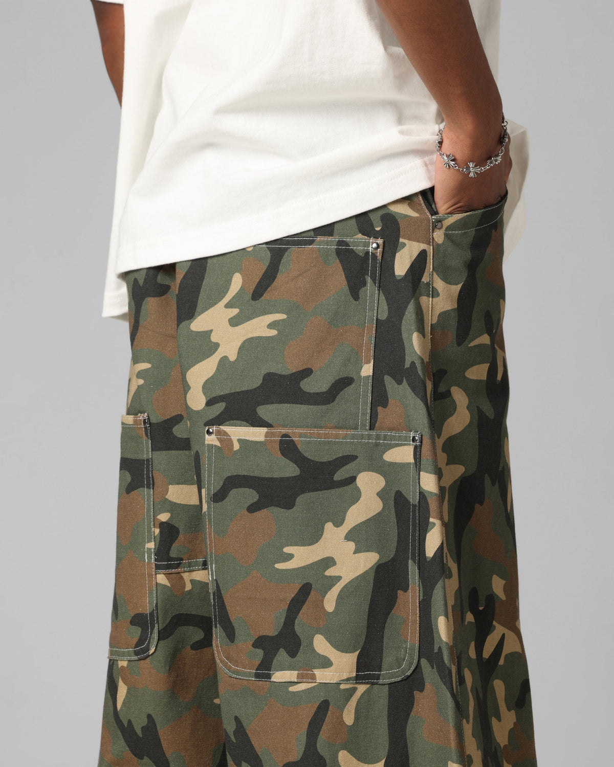 Loiter F-22 Raver Jeans Woodland Camo