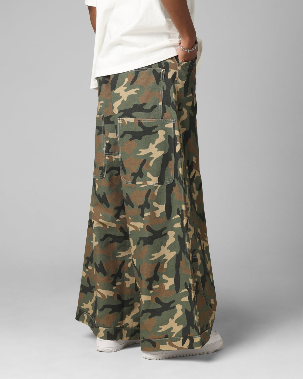 Loiter F-22 Raver Jeans Woodland Camo