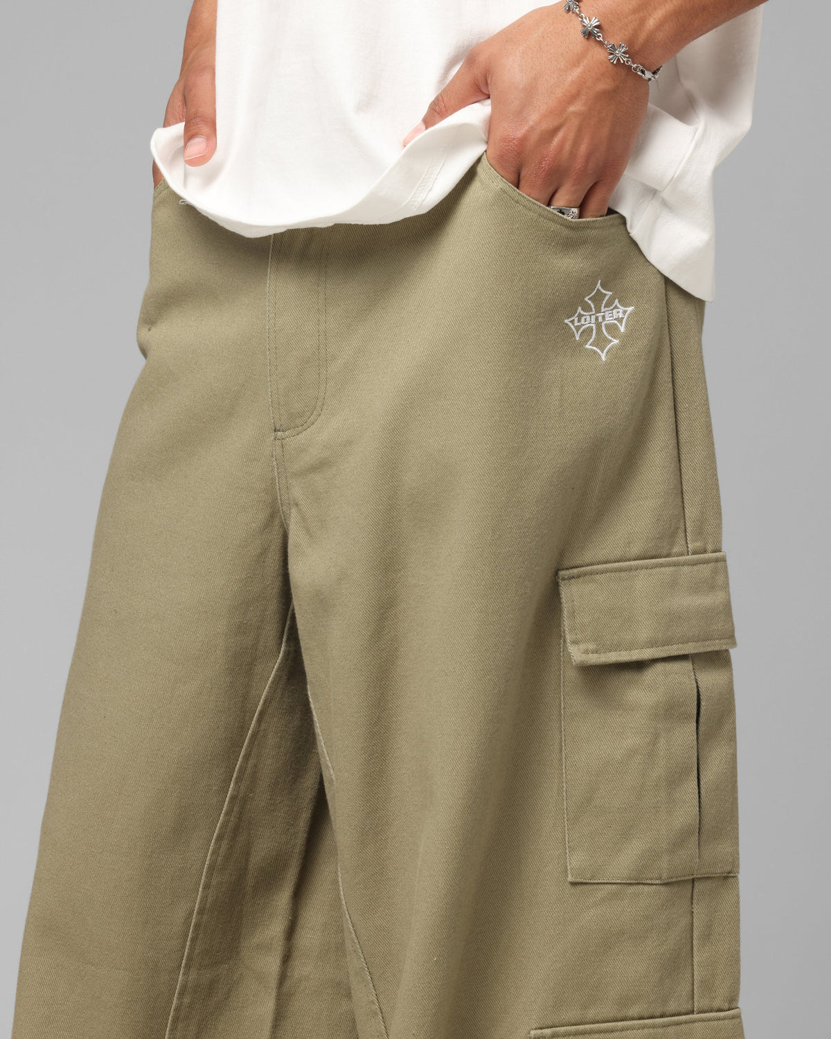 Loiter F-16 Balloon Cargo Pants Khaki