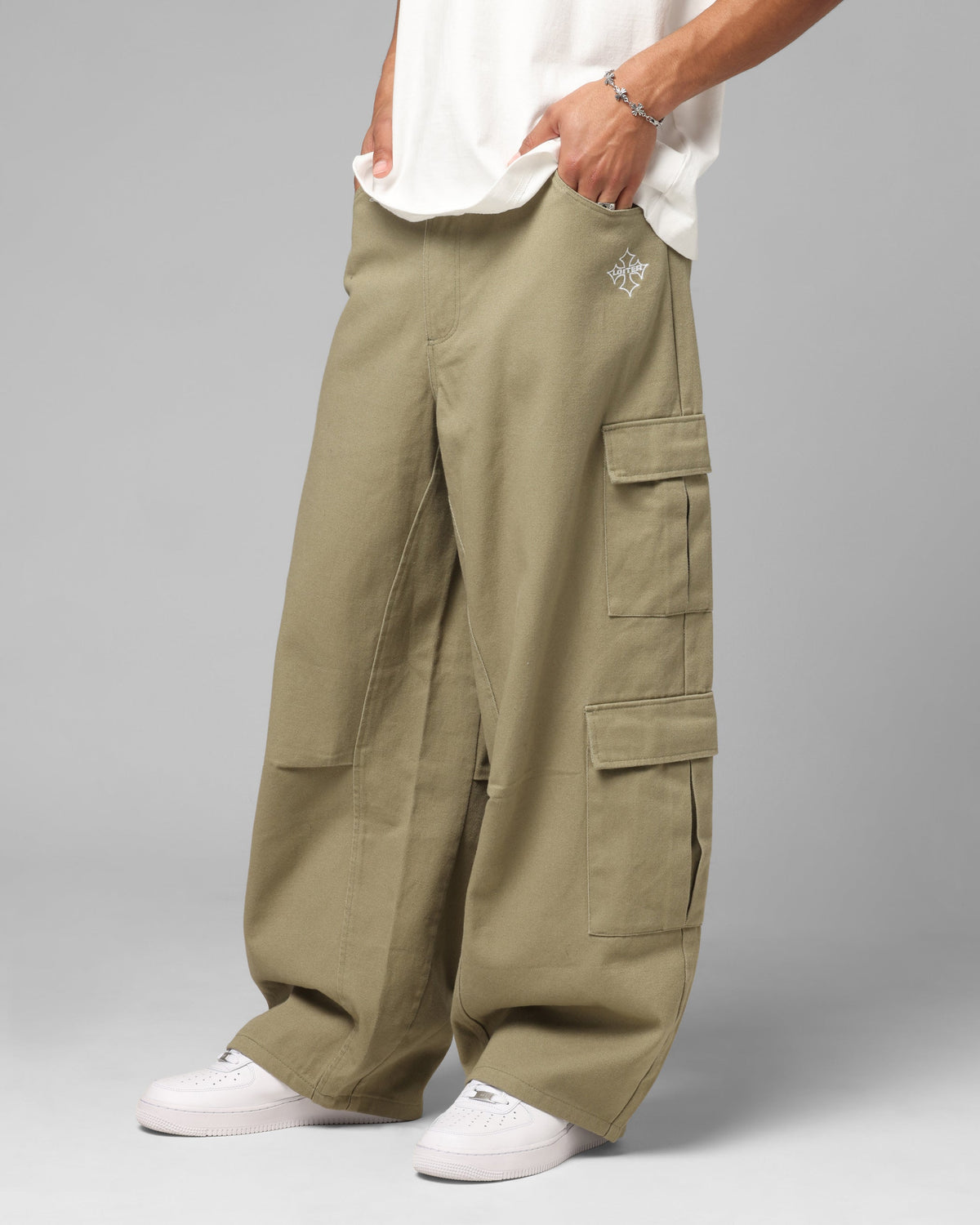 Loiter F-16 Balloon Cargo Pants Khaki