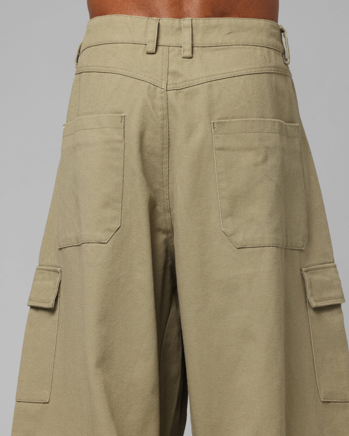 Loiter F-16 Balloon Cargo Pants Khaki