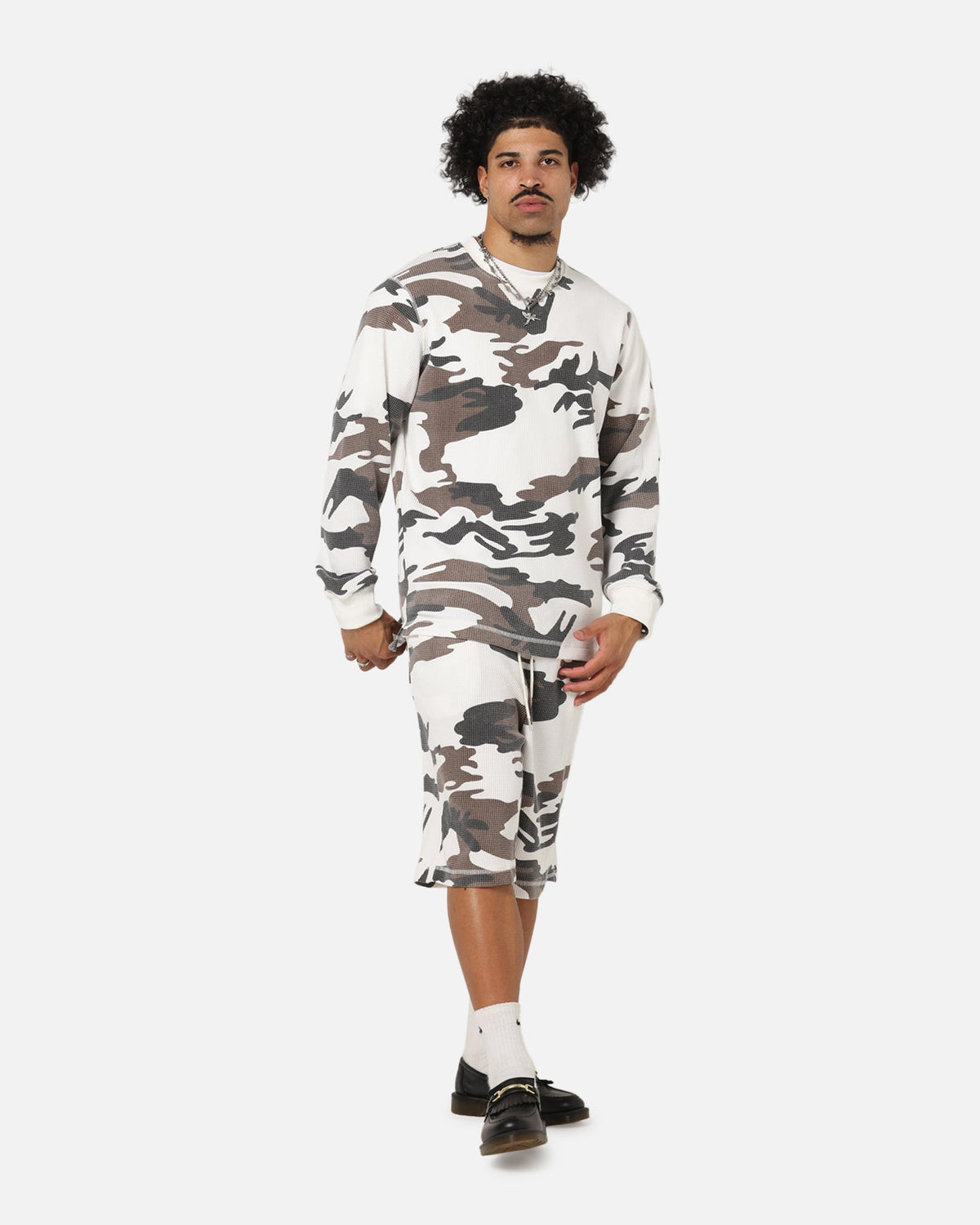 XXIII Printed Thermal Shorts Snow Camo