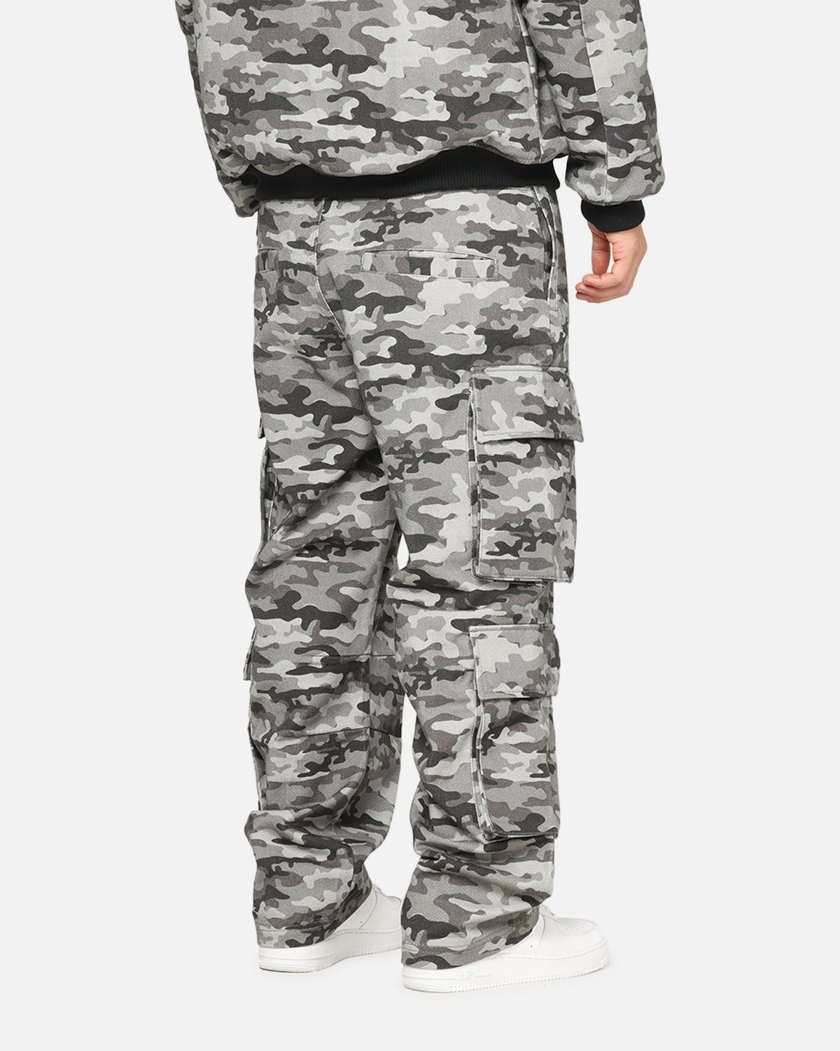 Carre Camo Baggy Pants Black Camo