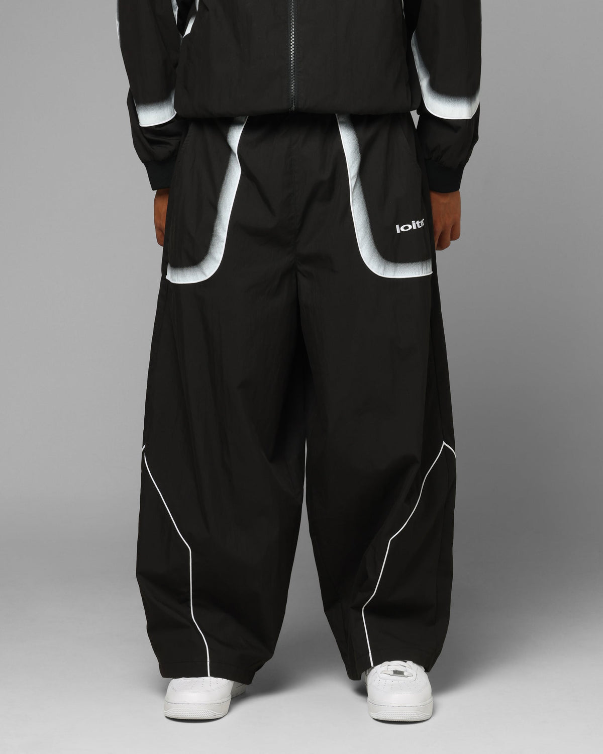 Loiter Spray Day Trackpants Black