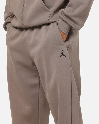 Jordan Jumpman Brooklyn Fleece Oversized Open-Hem Pants Olive Grey/Black