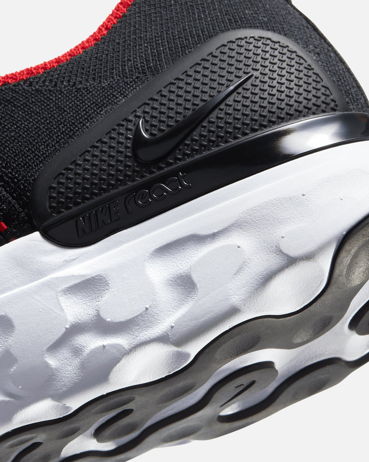 Nike React Phantom Run FlyKnit 2 Black/Red