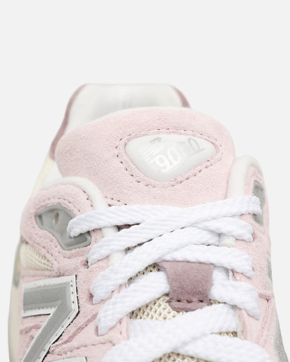 New Balance 9060 Rose