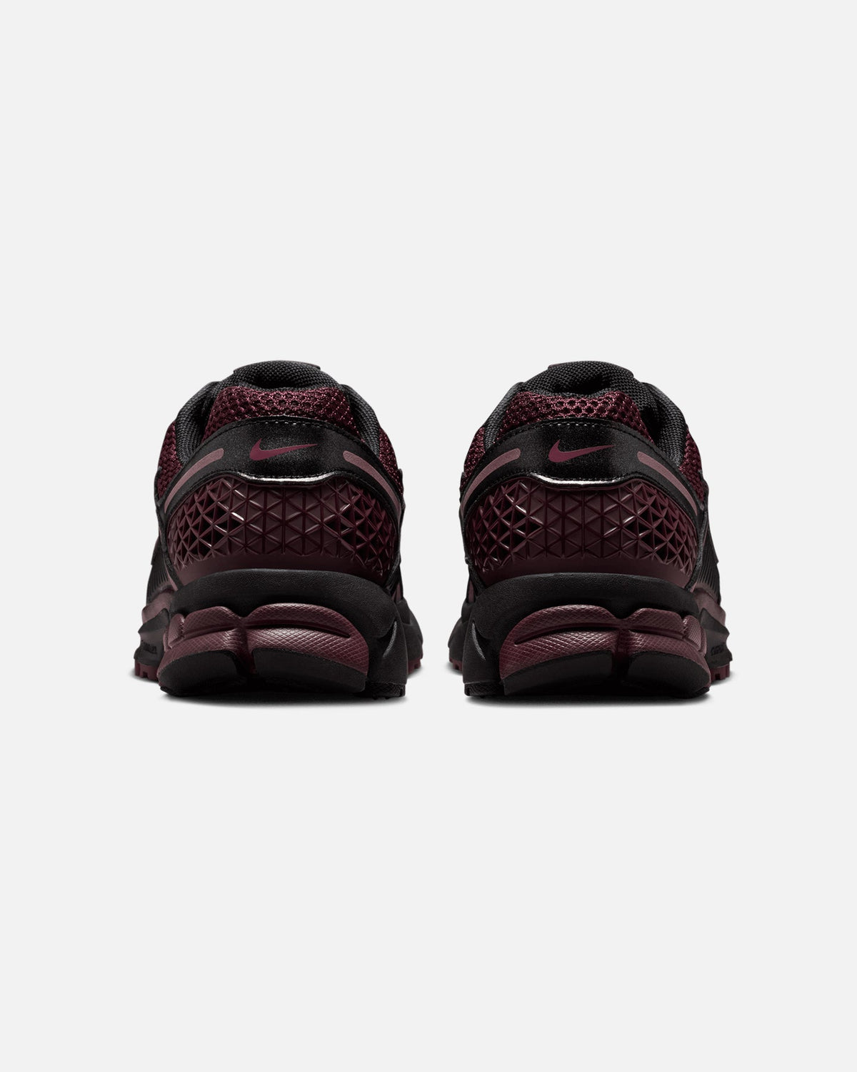 Nike Women's Zoom Vomero 5 Black/Red