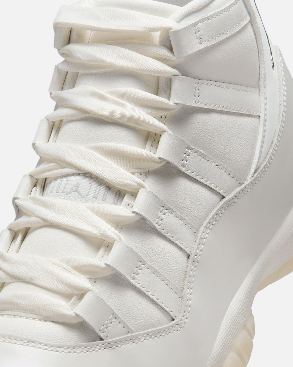 Jordan Women's Air Jordan 11 Retro "Grand Finale" Sail