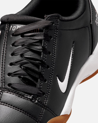 Nike Women's Total 90 Black/White