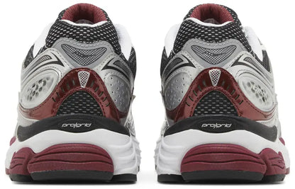Saucony Progrid Omni 9 Og White Silver Red
