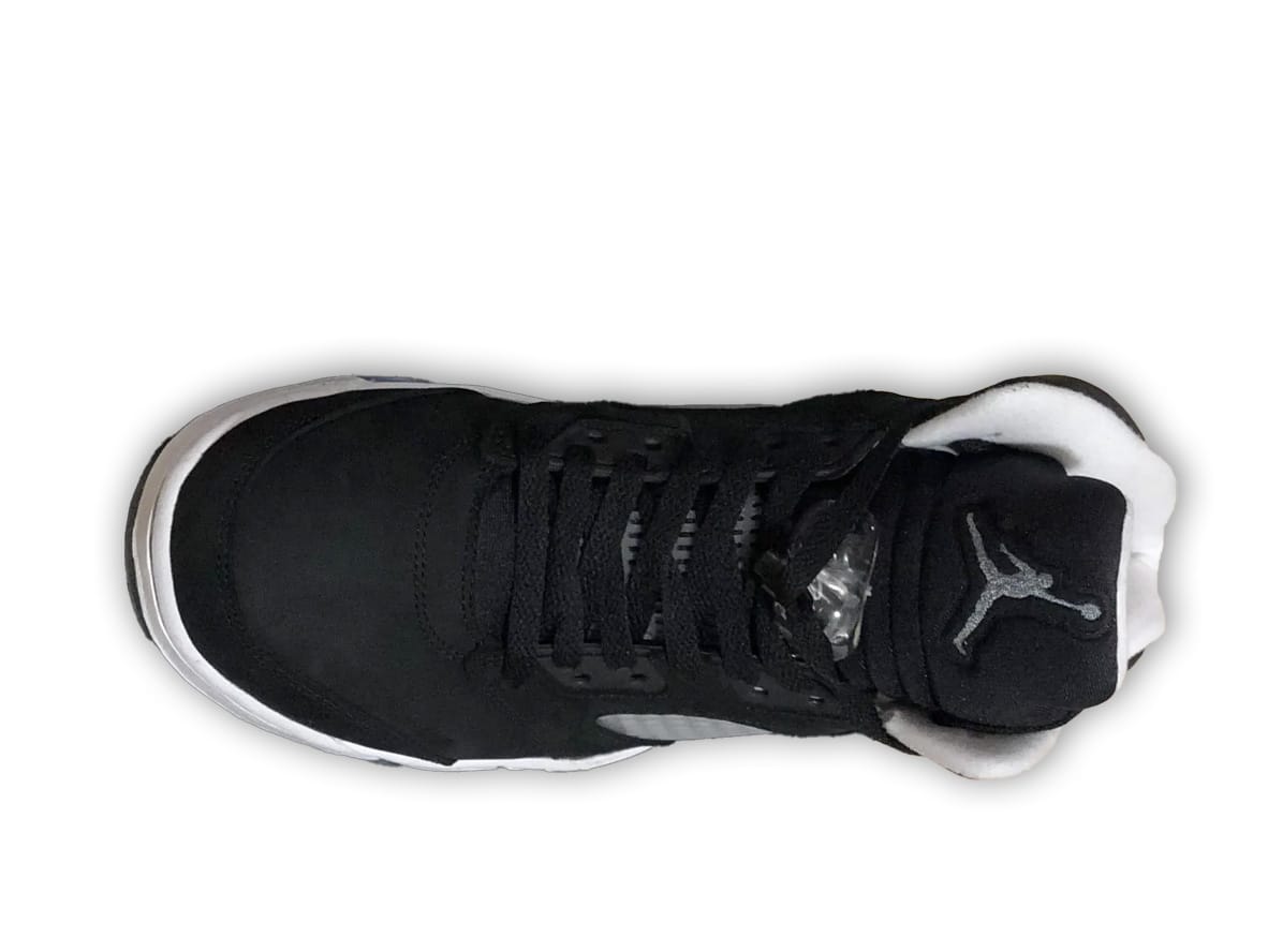 Jordan 5 Retro Oreo (2013) – Iconic Sneaker