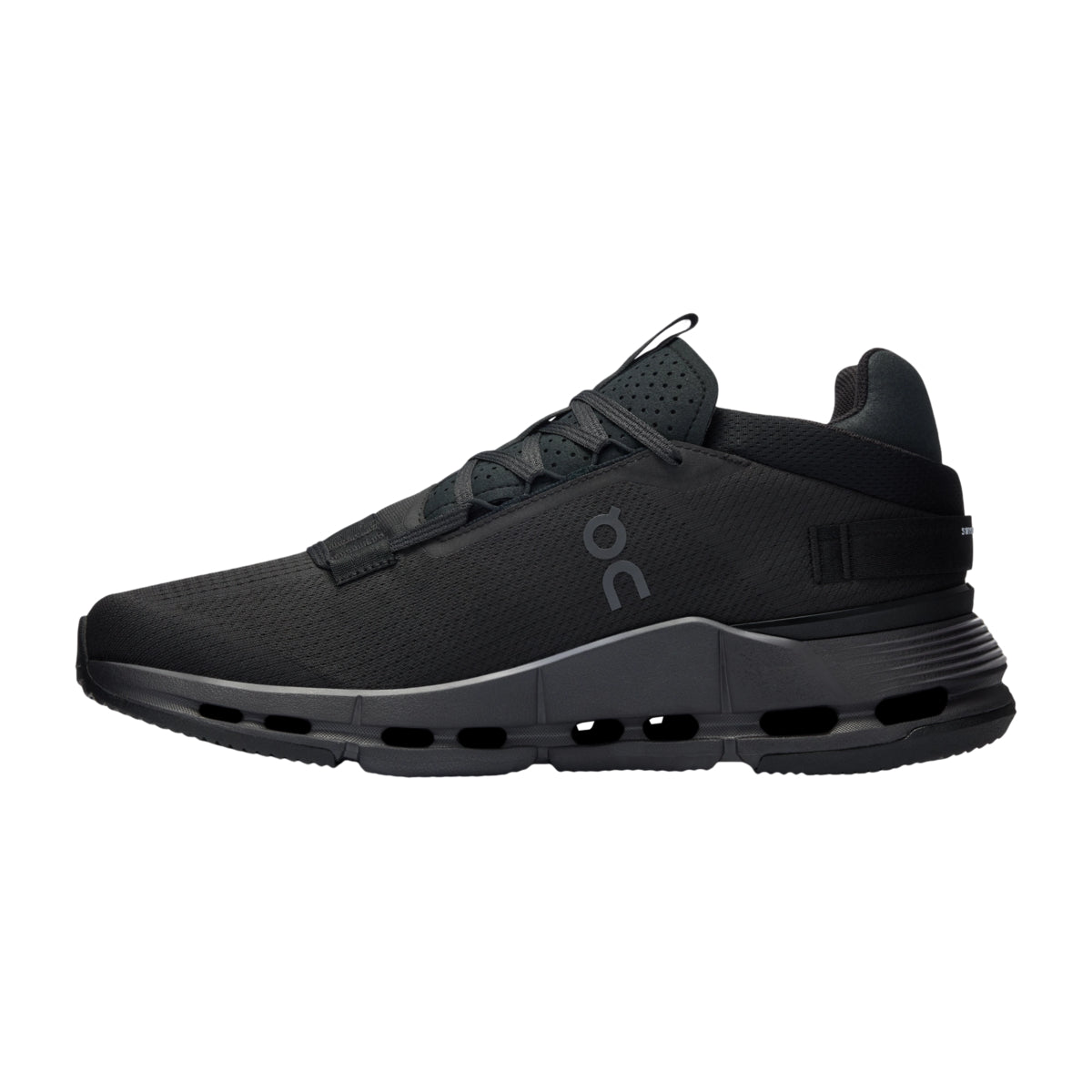 On Running Cloudnova 2 All Black