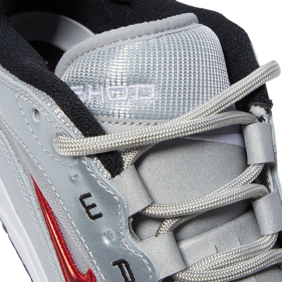 Nike Air Max Ishod Prm (Metallic Silver/Varsity Red)