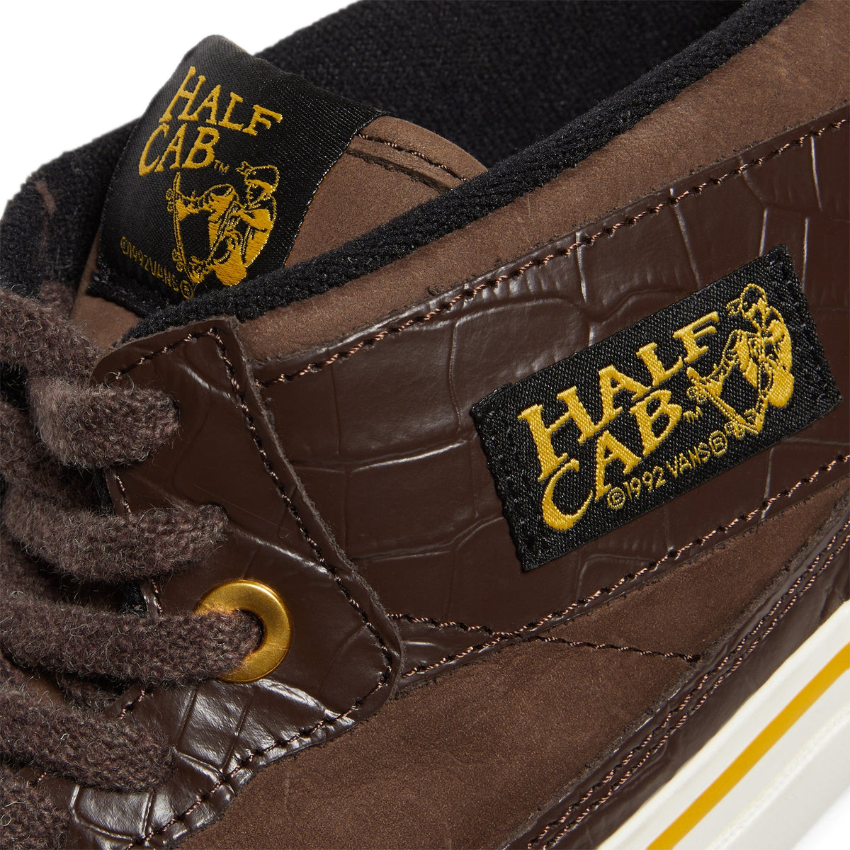 Vans Otw Half Cab 33 Vibram Classic (Demitasse Brown Patent)