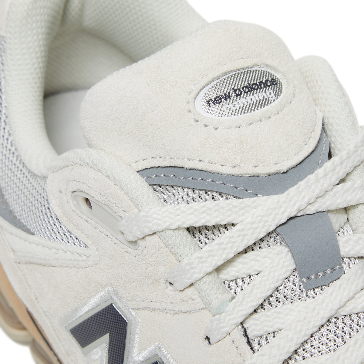 New Balance 2002R (Linen/Rain Cloud/Black Cement)