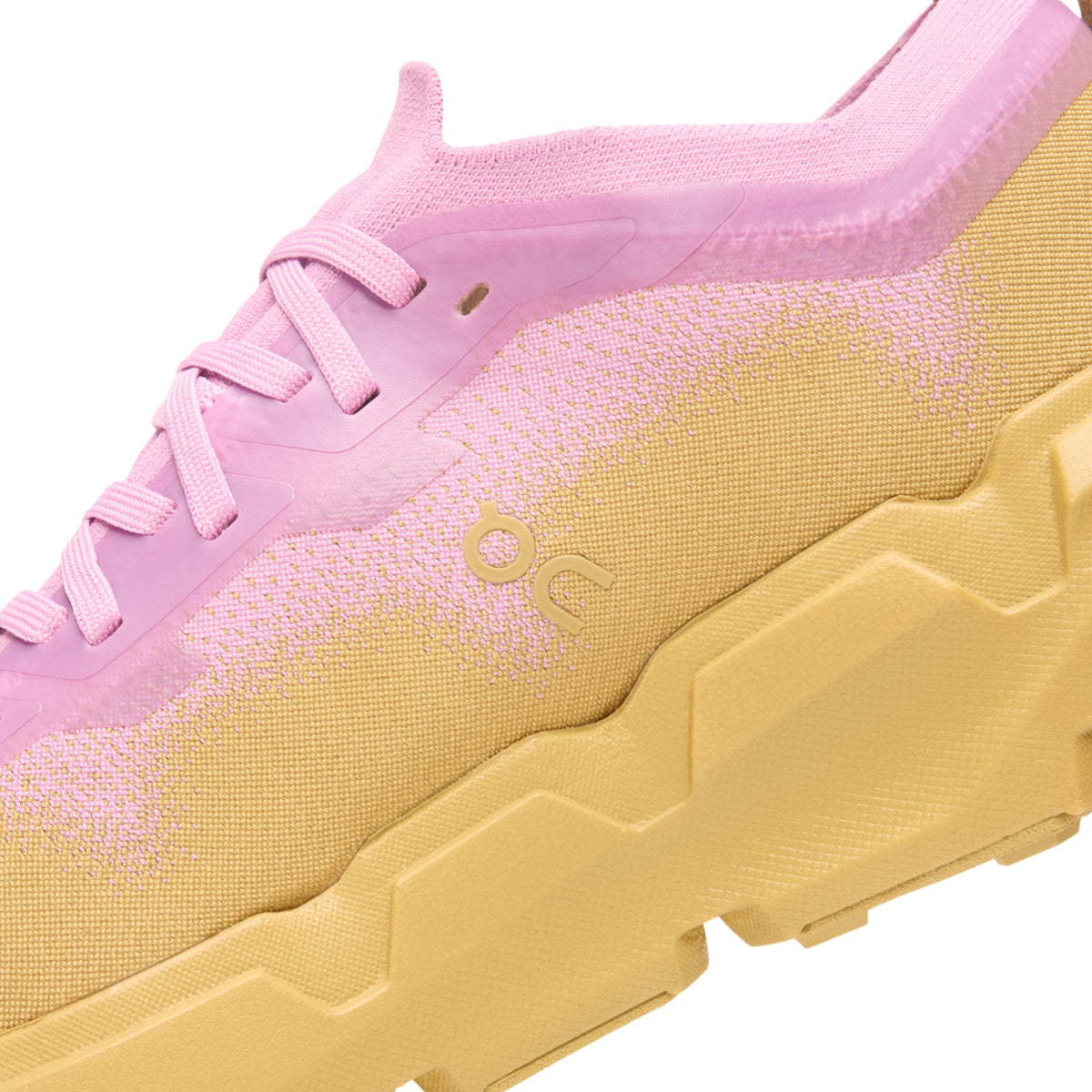 On Cloudsoma M (Sakura/Safari)