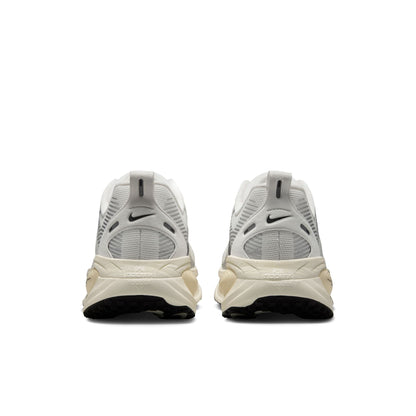 Nike Vomero 18 - Summit White