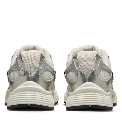 Women's Nike V5 RNR - Summit White/Light Orewood Brown