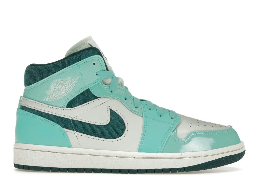 Jordan 1 Mid Chenille Bleached Turquoise Women’s DZ3745-300