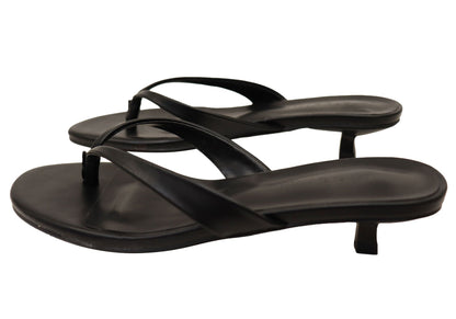 Billini Corri Womens Comfortable Low Heel Thongs Sandals