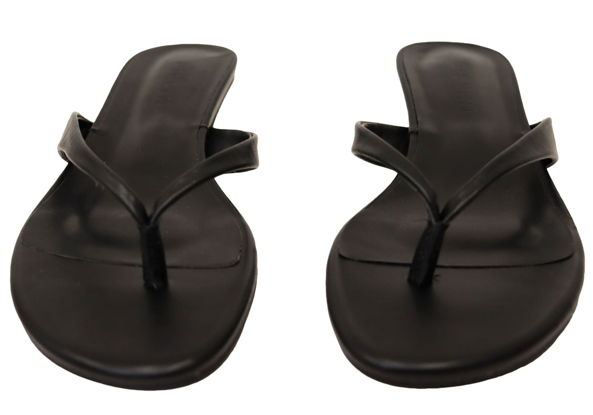 Billini Corri Womens Comfortable Low Heel Thongs Sandals