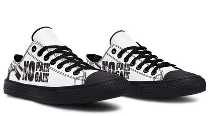 “No Pain No Gain” White Black Lowtop Sneaker