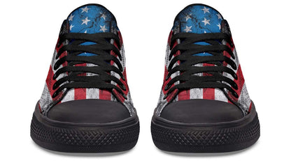Grunged Pattern Dumbbell Black Lowtop Sneaker