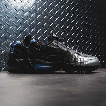 Palace x Nike Air Max 95 OG - Metallic Silver/Aluminum