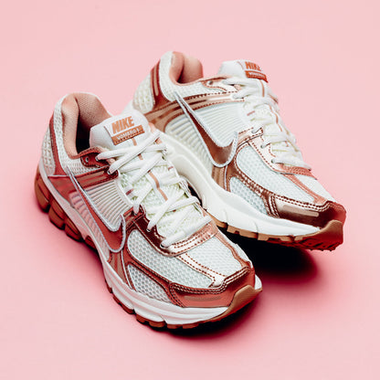 Women's Nike Zoom Vomero 5 - Sail/Rose Gold