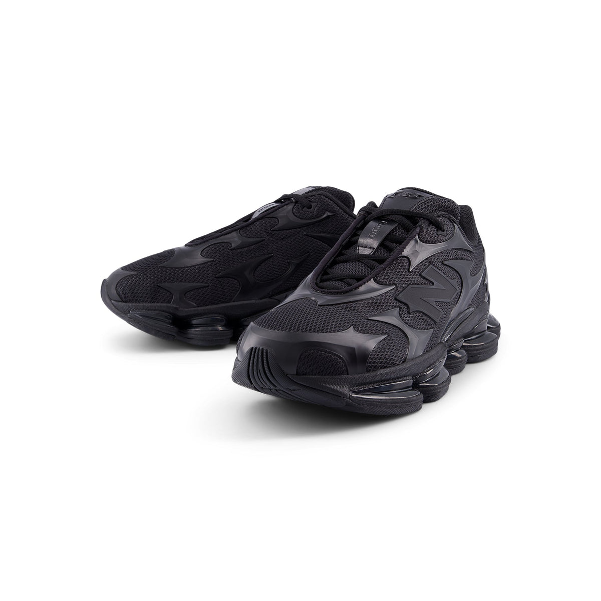 New Balance 2000 (Black/Black)
