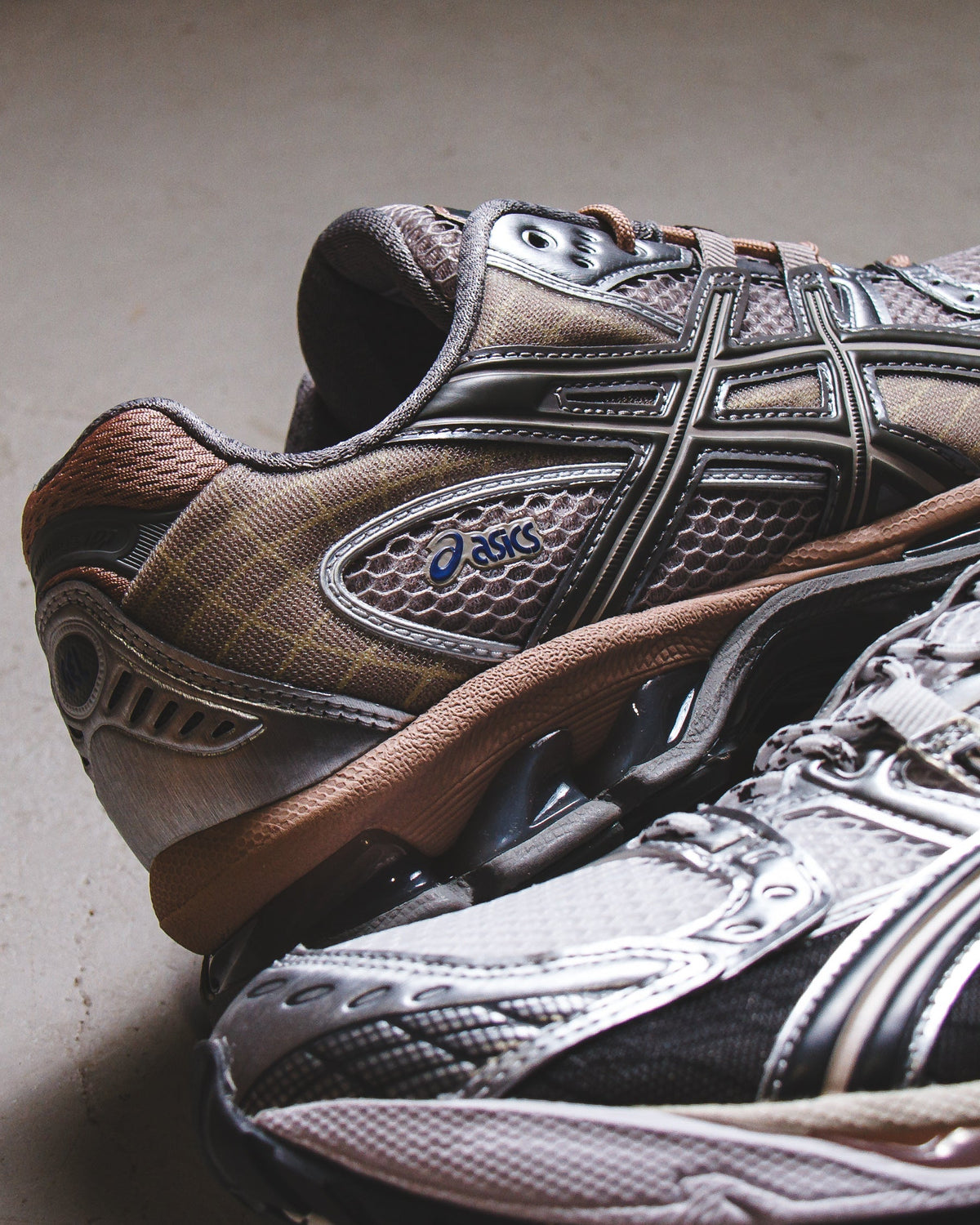 Asics Unisex Gel-Nimbus 10.1 Moonrock Truffle Grey 1203A543-250