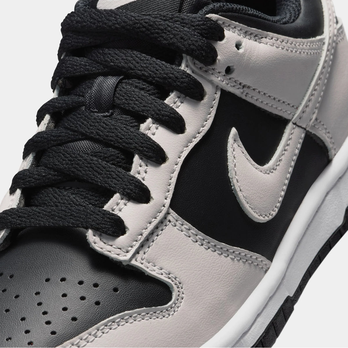 Nike Dunk Low Black Platinum Tint White (Gs)