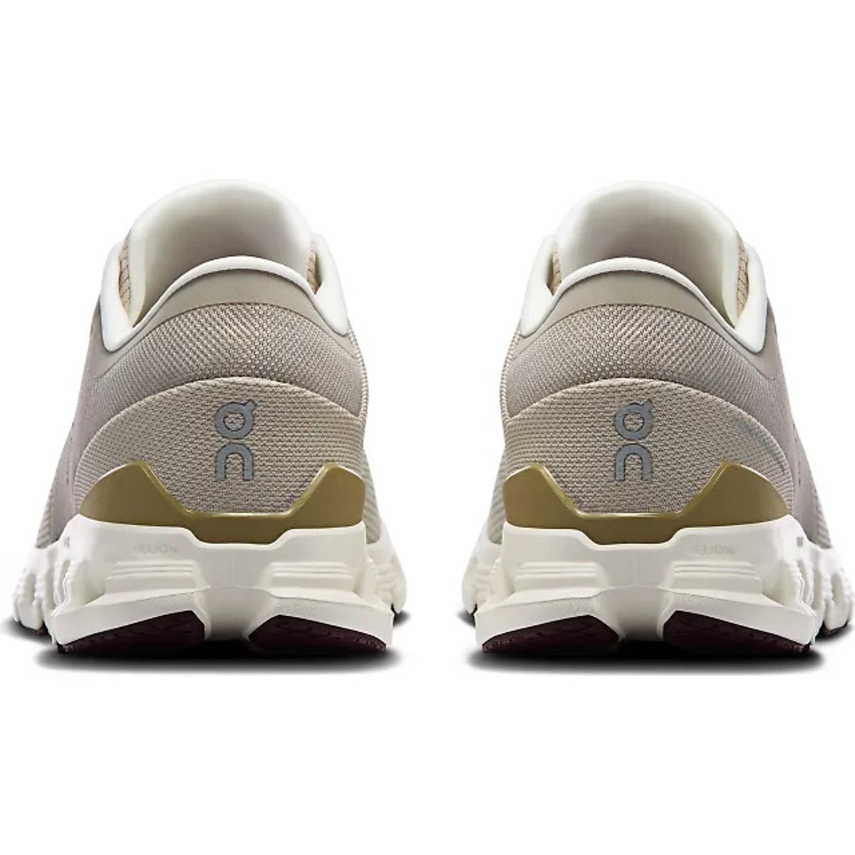 On Running Cloud X 4 Pelican Ice